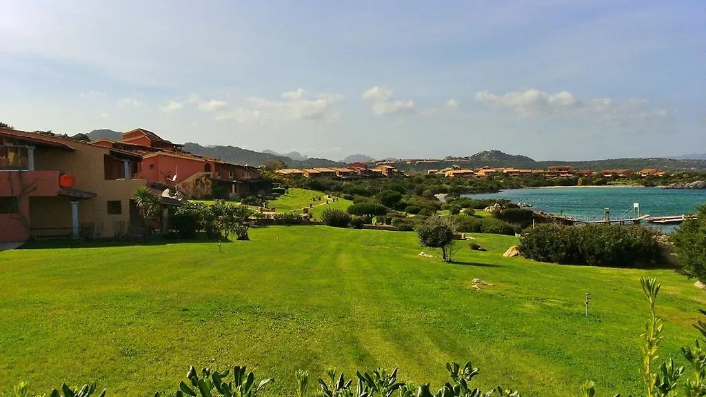 Dany'S Home In Baia De Bahas Marinella  Appartamento